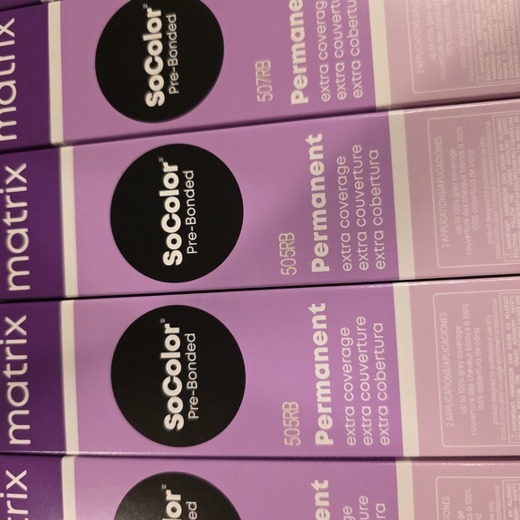 Matrix SoColor Permanent Hair Color - Picture 3 of 10